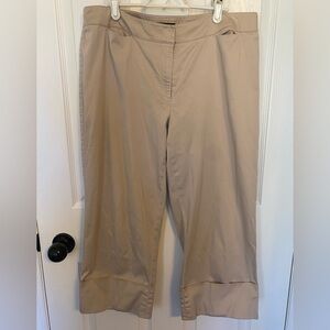 Apostrophe-stretch -3% spandex Women’s Tan Capris Sz 14